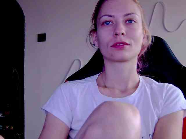 karo131324 webcam