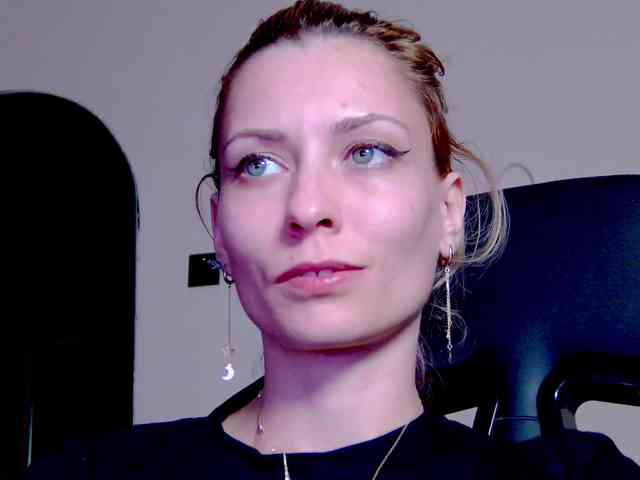 karo131324 webcam