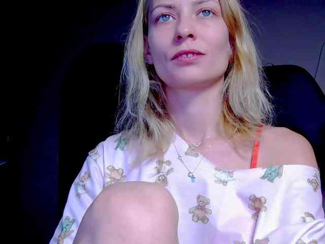 karo131324 webcam