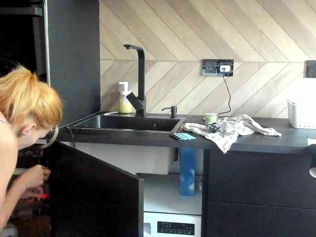 karo131324 webcam