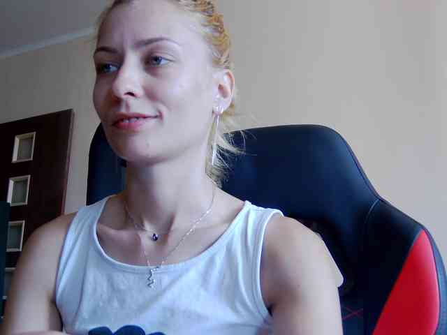 karo131324 webcam
