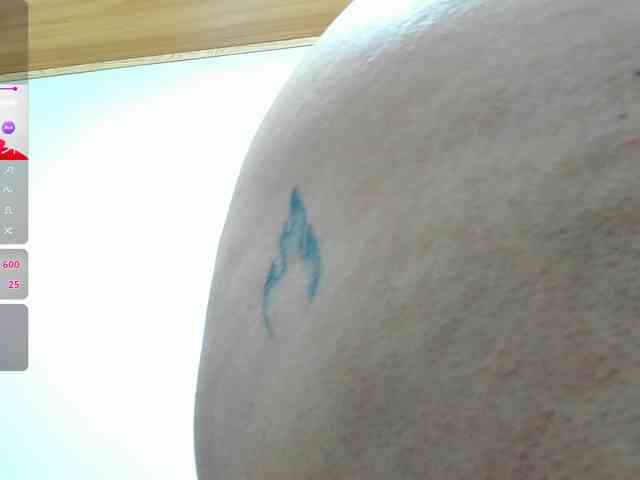 Nataly-26 webcam