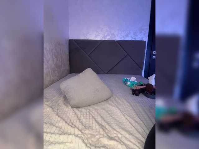 Big-ass----'s BongaCams show and profile