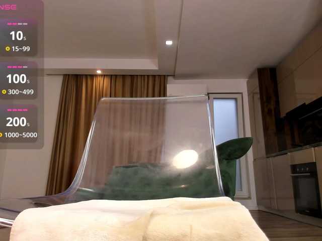 Sex chat gratuit in direct cu JustJeniffer pe BongaCams