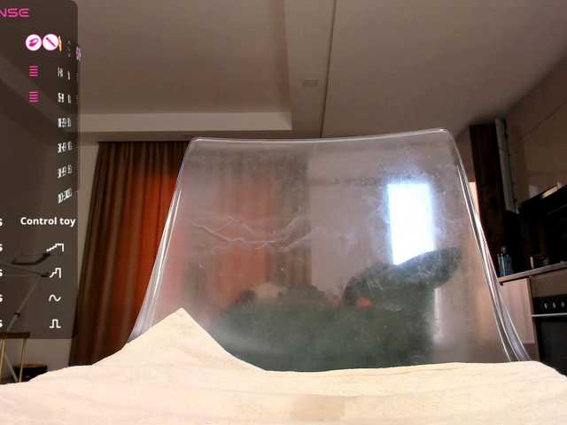 Sex chat gratuit in direct cu JustJeniffer pe BongaCams