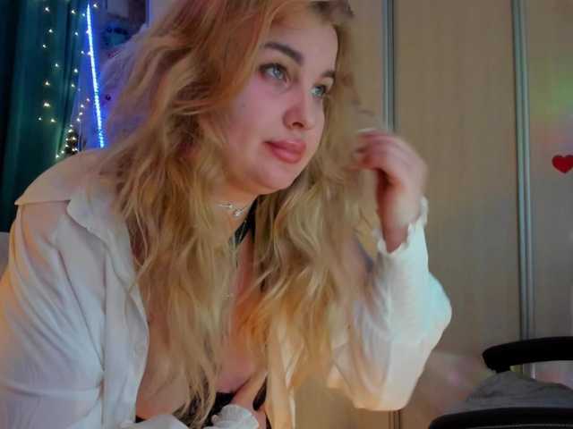 SallyNex4u's BongaCams show and profile