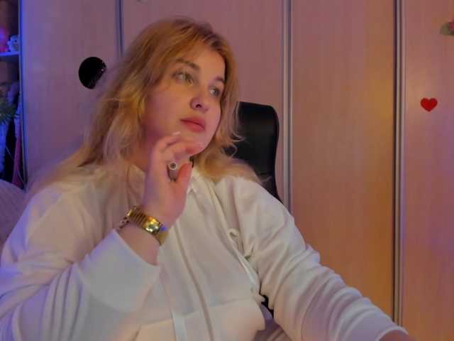 SallyNex4u's BongaCams show and profile