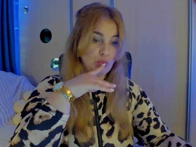  SallyNex4u chat room