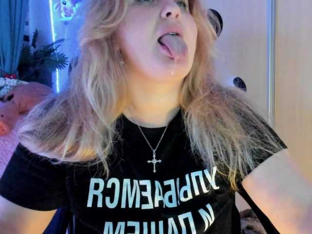 SallyNex4u from BongaCams