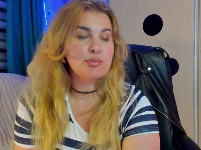 SallyNex4u live cam profile