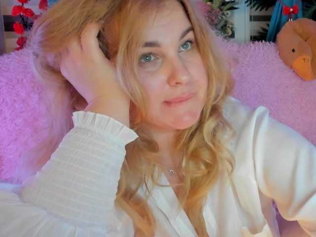 SallyNex4u's BongaCams show and profile