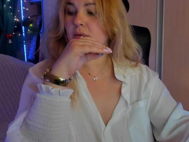 SallyNex4u's BongaCams show and profile