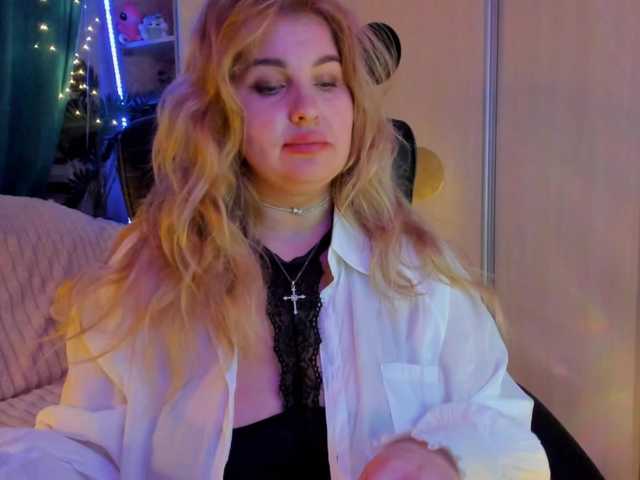 SallyNex4u's BongaCams show and profile