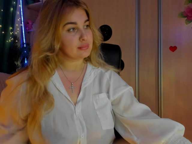 SallyNex4u's BongaCams show and profile