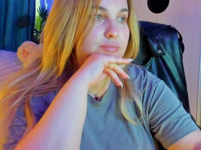 SallyNex4u's BongaCams show and profile