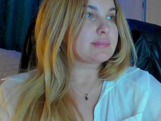 SallyNex4u's BongaCams show and profile