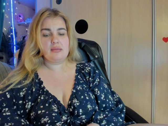 SallyNex4u's BongaCams show and profile