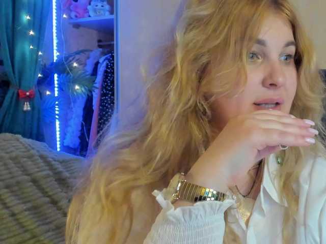 SallyNex4u's BongaCams show and profile