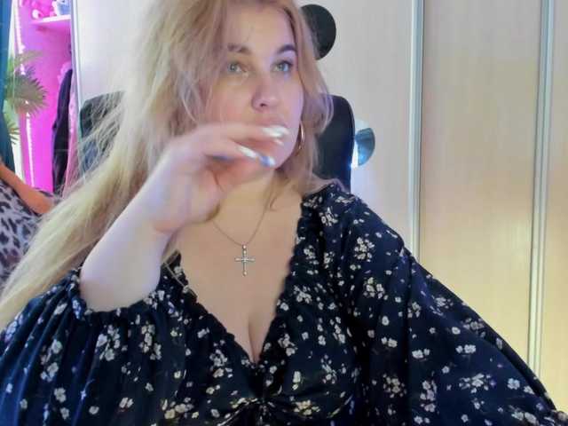 SallyNex4u from BongaCams is Freechat