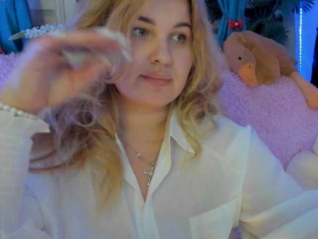 SallyNex4u's BongaCams show and profile