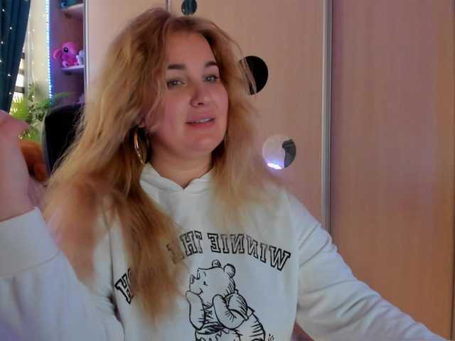 SallyNex4u's BongaCams show and profile