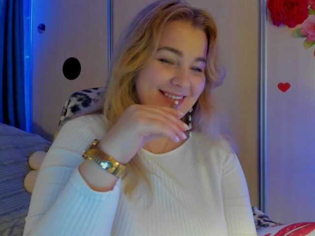  SallyNex4u chat room