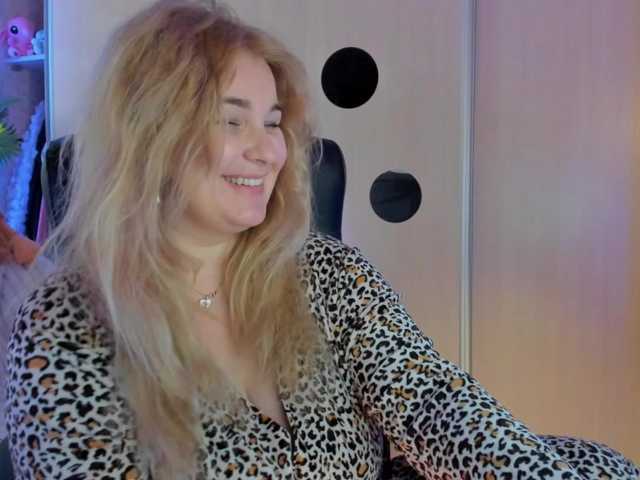 SallyNex4u's BongaCams show and profile