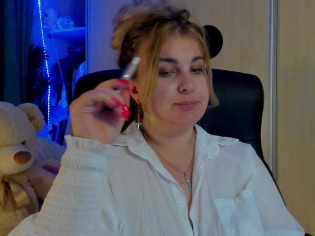 SallyNex4u's BongaCams show and profile