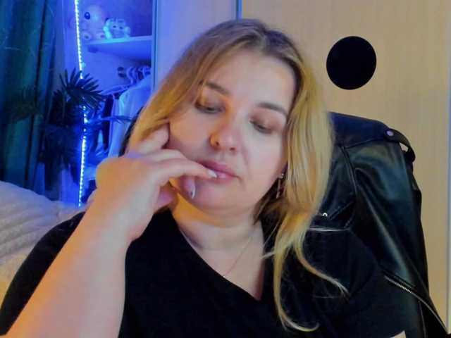 SallyNex4u's BongaCams show and profile