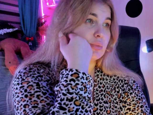 SallyNex4u's BongaCams show and profile