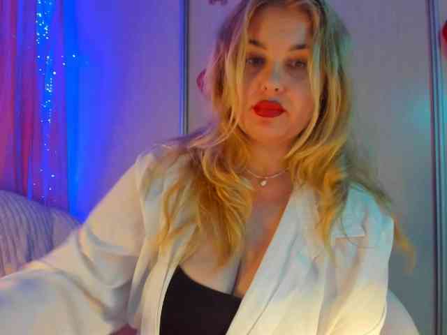 spy web cam SallyNex4u