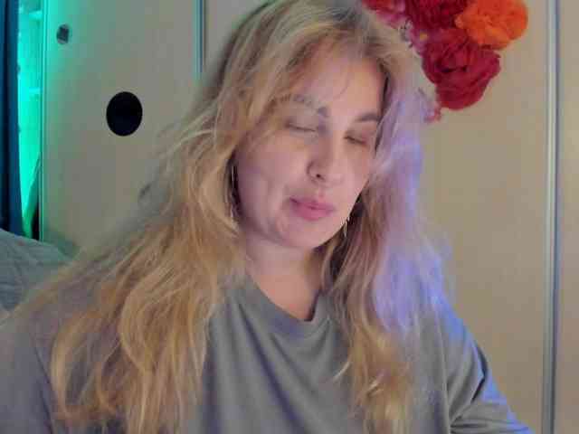 SallyNex4u webcam