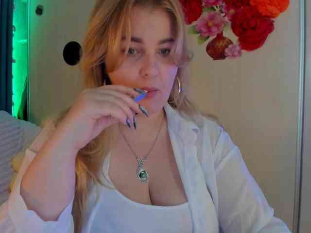 SallyNex4u webcam
