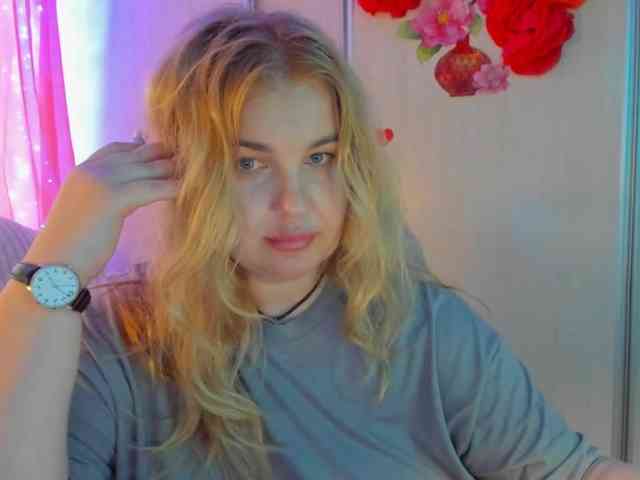 enter chatroom SallyNex4u