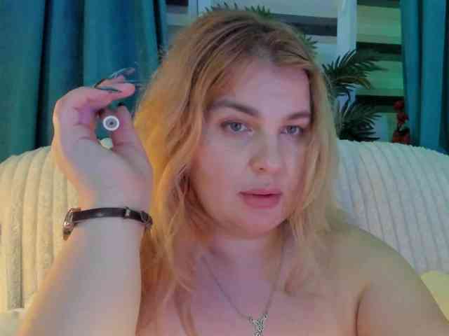 SallyNex4u webcam