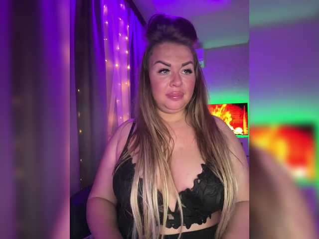 VictoriaDiamo's BongaCams show and profile