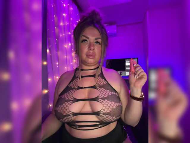 VictoriaDiamo's BongaCams show and profile