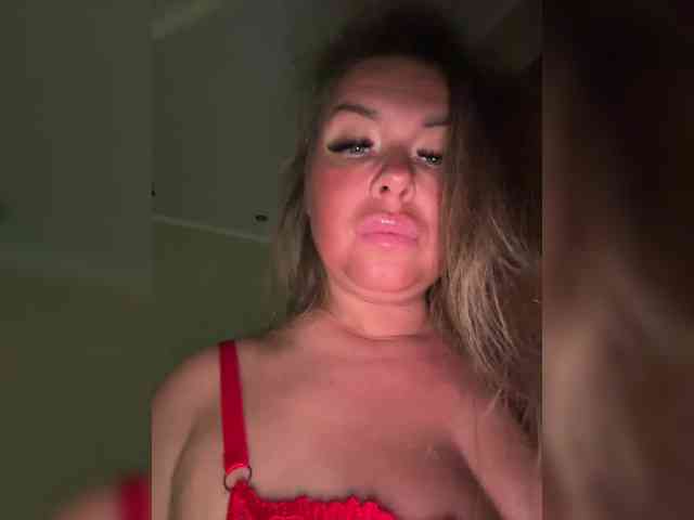 VictoriaFoxxx webcam