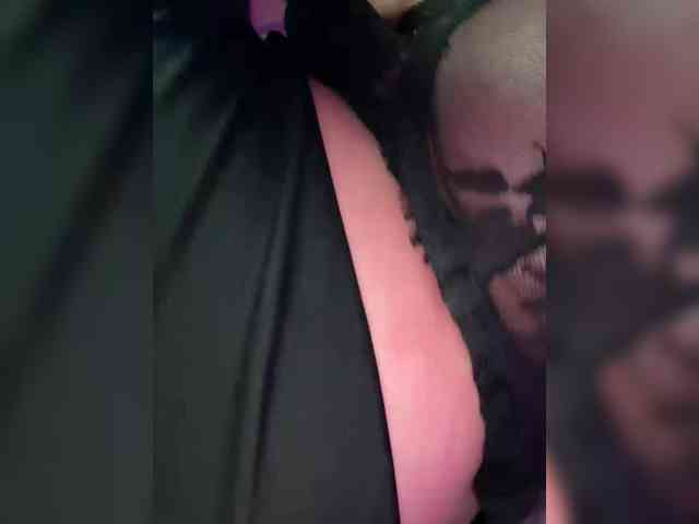 VictoriaFoxxx webcam