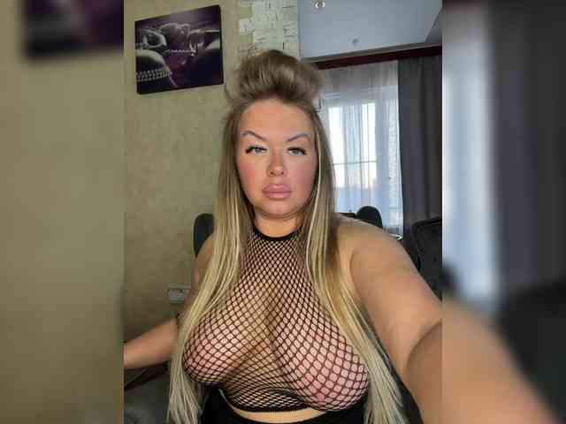 VictoriaFoxxx webcam