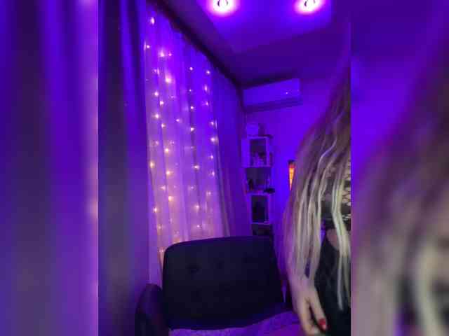 VictoriaFoxxx webcam