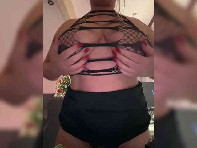 VictoriaFoxxx webcam