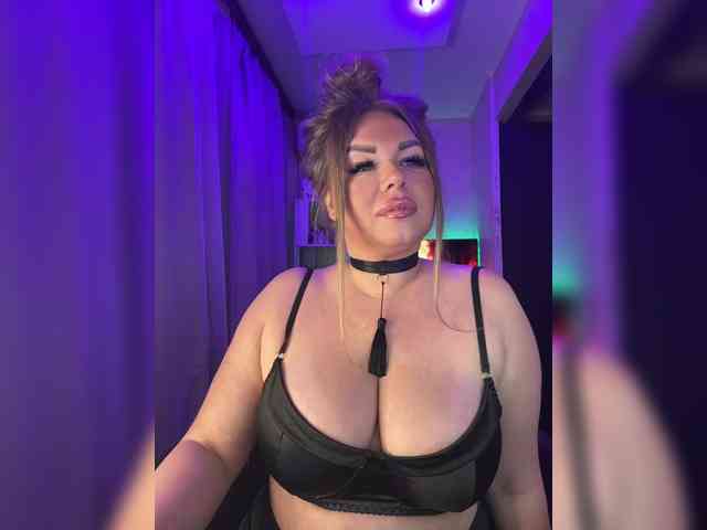 VictoriaFoxxx webcam