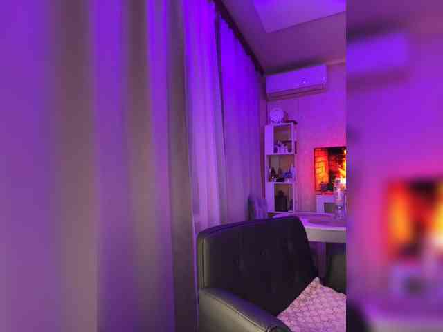 VictoriaFoxxx webcam