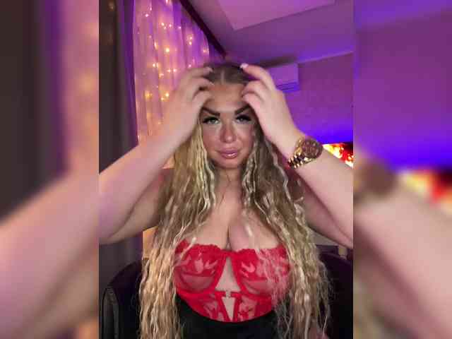 VictoriaFoxxx webcam