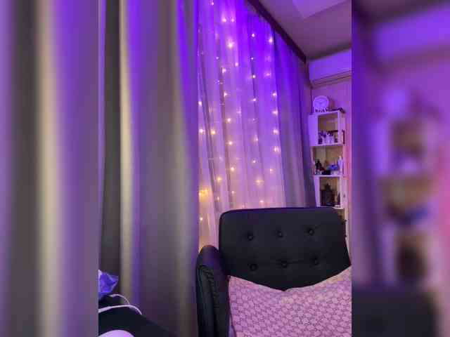 VictoriaFoxxx webcam