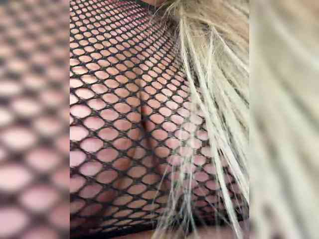 VictoriaFoxxx webcam