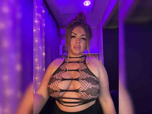 VictoriaFoxxx webcam