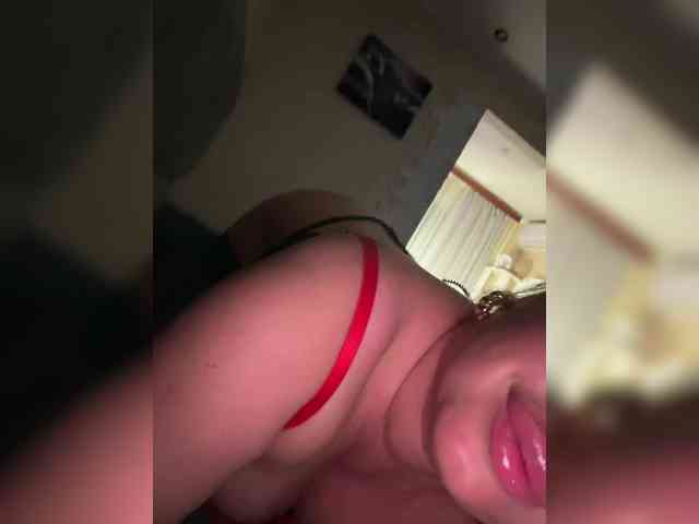 VictoriaFoxxx webcam