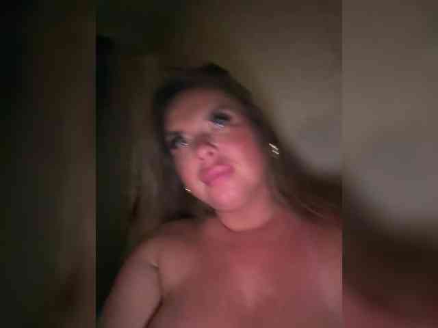 VictoriaFoxxx webcam